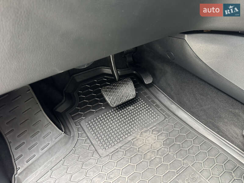 Минивэн Mercedes-Benz V-Class 2016 в Мукачево фото 63 Минивэн Mercedes-Benz V-Class 2016 в Мукачево