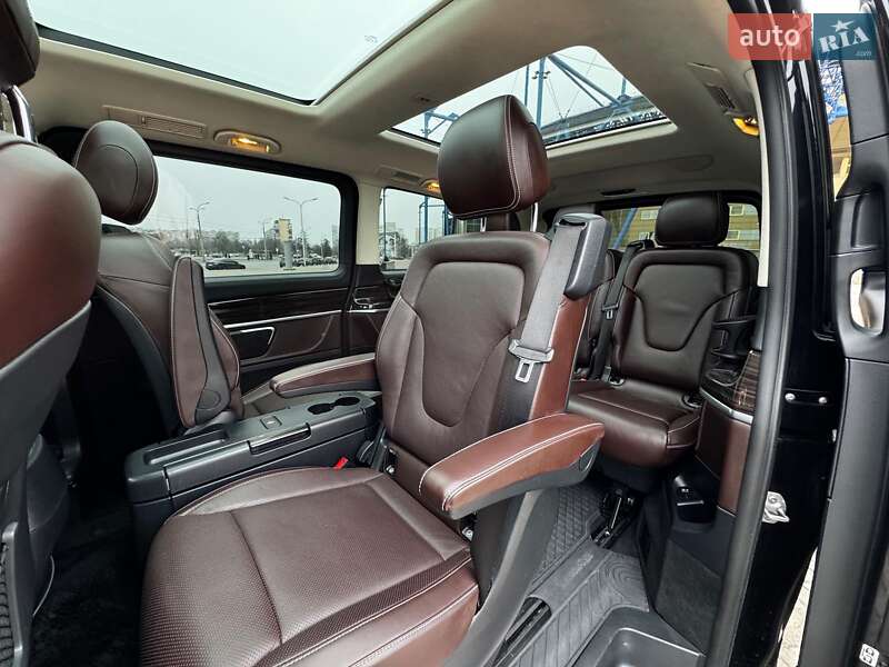 Минивэн Mercedes-Benz V-Class 2017 в Харькове