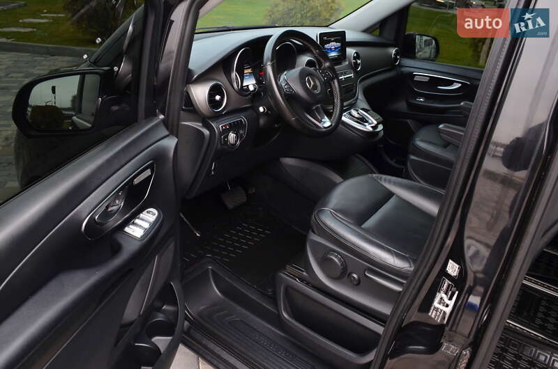 Мінівен Mercedes-Benz V-Class 2015 в Дніпрі