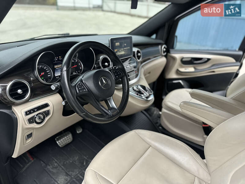 Минивэн Mercedes-Benz V-Class 2016 в Ивано-Франковске фото 40 Минивэн Mercedes-Benz V-Class 2016 в Ивано-Франковске