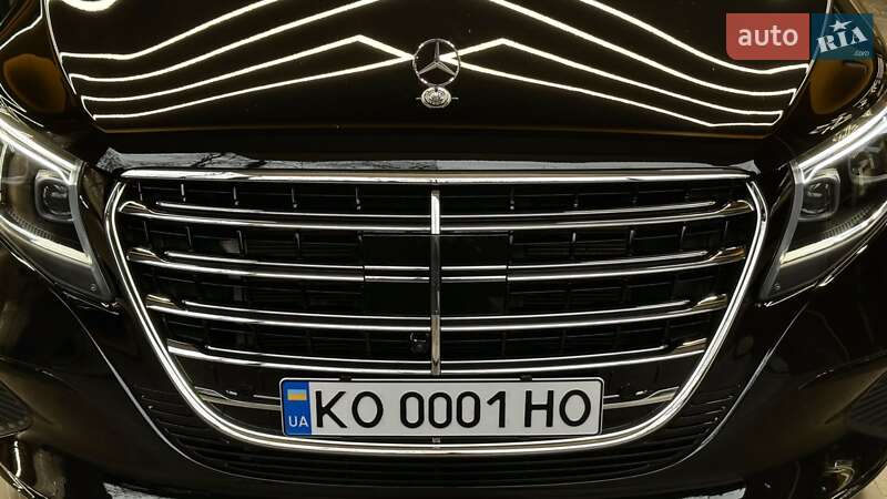 Мінівен Mercedes-Benz V-Class 2025 в Ужгороді