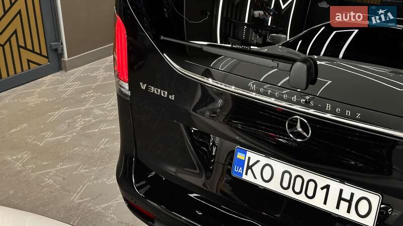 Мінівен Mercedes-Benz V-Class 2025 в Ужгороді