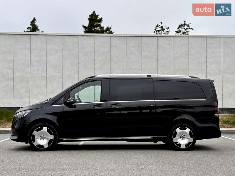 Мінівен Mercedes-Benz V-Class 2024 в Києві