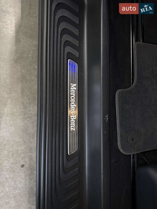 Минивэн Mercedes-Benz V-Class 2020 в Львове фото 20 Минивэн Mercedes-Benz V-Class 2020 в Львове