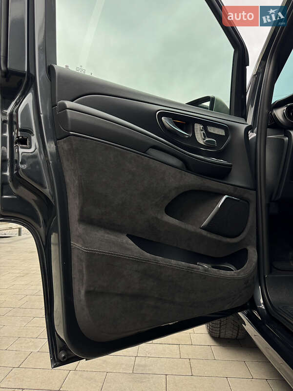 Минивэн Mercedes-Benz V-Class 2020 в Львове фото 25 Минивэн Mercedes-Benz V-Class 2020 в Львове
