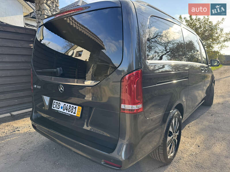 Минивэн Mercedes-Benz V-Class 2021 в Киеве фото 72 Минивэн Mercedes-Benz V-Class 2021 в Киеве