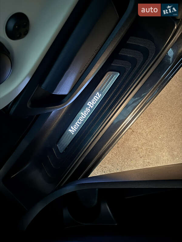 Минивэн Mercedes-Benz V-Class 2021 в Киеве фото 77 Минивэн Mercedes-Benz V-Class 2021 в Киеве