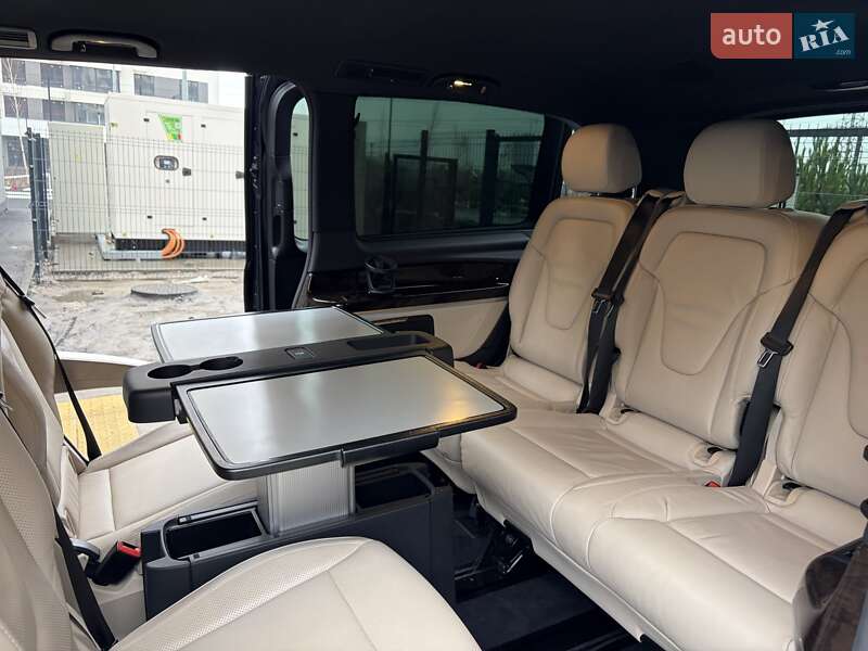 Минивэн Mercedes-Benz V-Class 2018 в Киеве фото 113 Минивэн Mercedes-Benz V-Class 2018 в Киеве