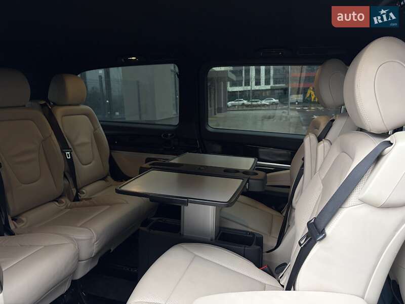 Минивэн Mercedes-Benz V-Class 2018 в Киеве фото 137 Минивэн Mercedes-Benz V-Class 2018 в Киеве