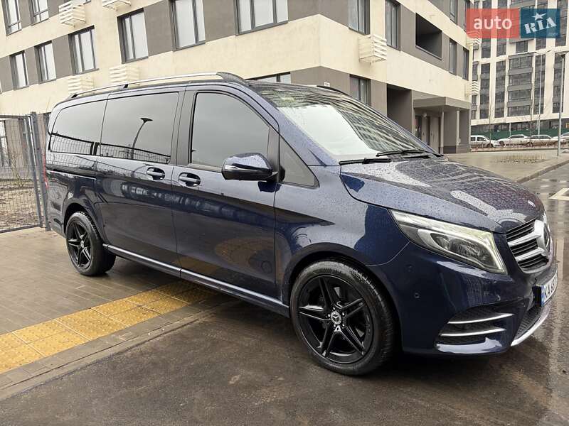 Минивэн Mercedes-Benz V-Class 2018 в Киеве фото 141 Минивэн Mercedes-Benz V-Class 2018 в Киеве