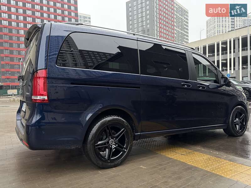 Минивэн Mercedes-Benz V-Class 2018 в Киеве фото 156 Минивэн Mercedes-Benz V-Class 2018 в Киеве