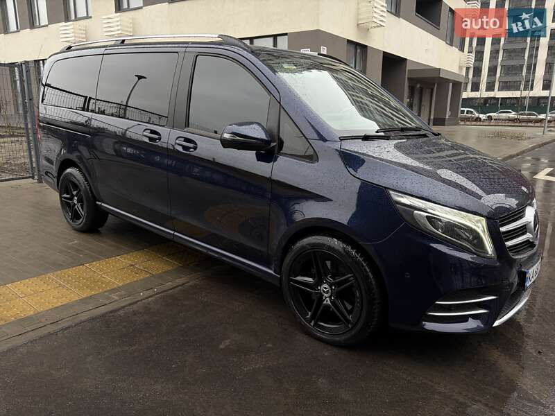 Минивэн Mercedes-Benz V-Class 2018 в Киеве фото 159 Минивэн Mercedes-Benz V-Class 2018 в Киеве