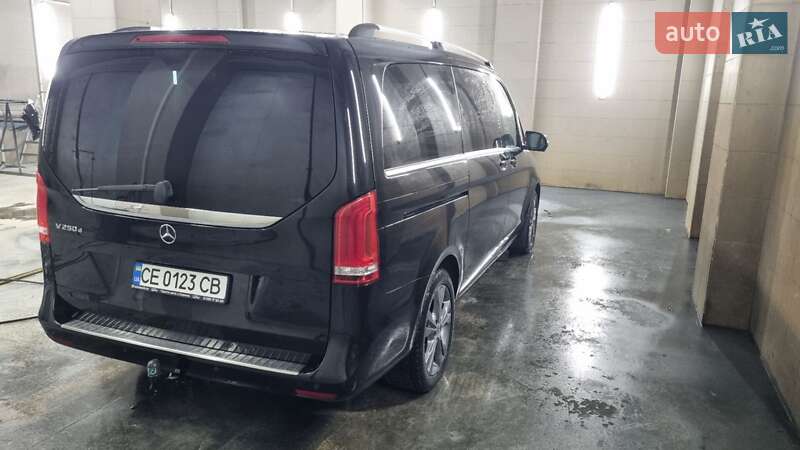 Минивэн Mercedes-Benz V-Class 2017 в Черновцах