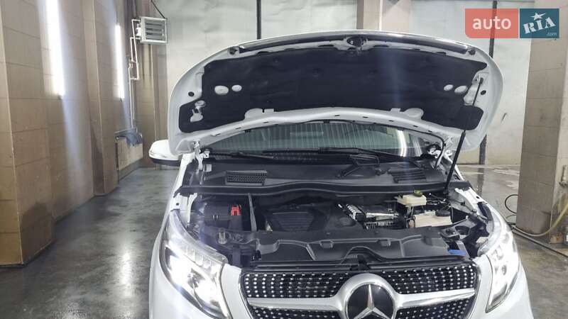 Минивэн Mercedes-Benz V-Class 2019 в Черновцах
