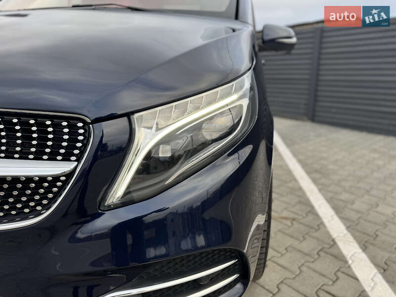 Мінівен Mercedes-Benz V-Class 2020 в Рівному фото 49 Мінівен Mercedes-Benz V-Class 2020 в Рівному