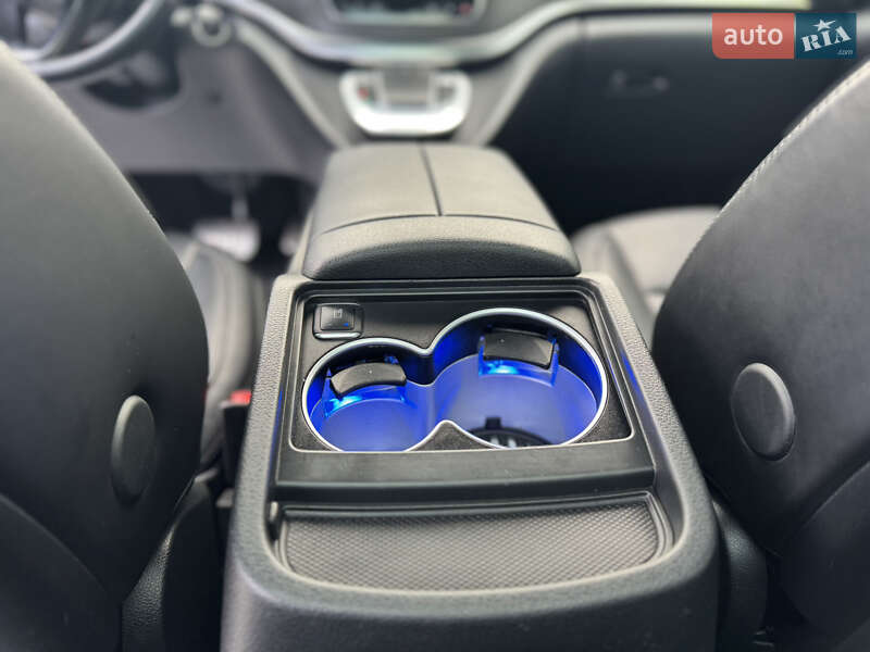 Мінівен Mercedes-Benz V-Class 2020 в Рівному фото 79 Мінівен Mercedes-Benz V-Class 2020 в Рівному