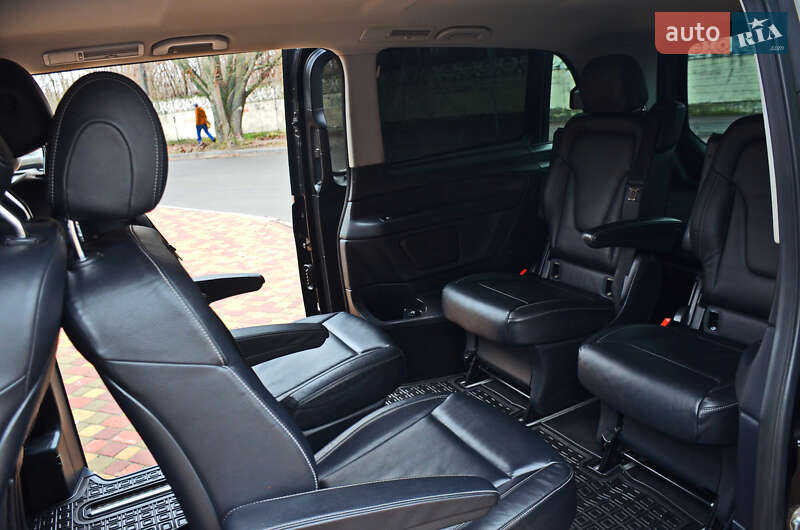 Мінівен Mercedes-Benz V-Class 2015 в Дніпрі