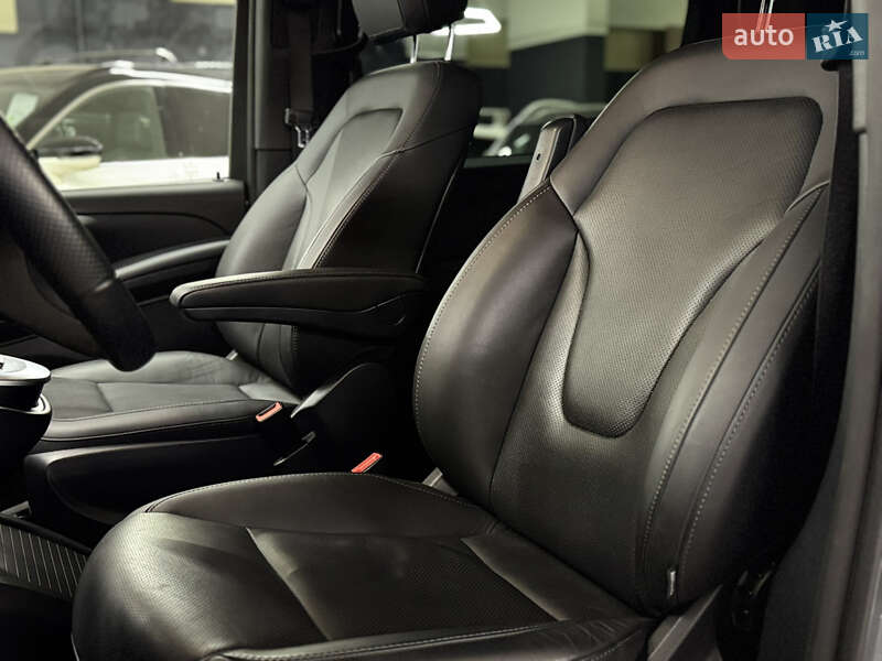 Мінівен Mercedes-Benz V-Class 2022 в Миколаєві