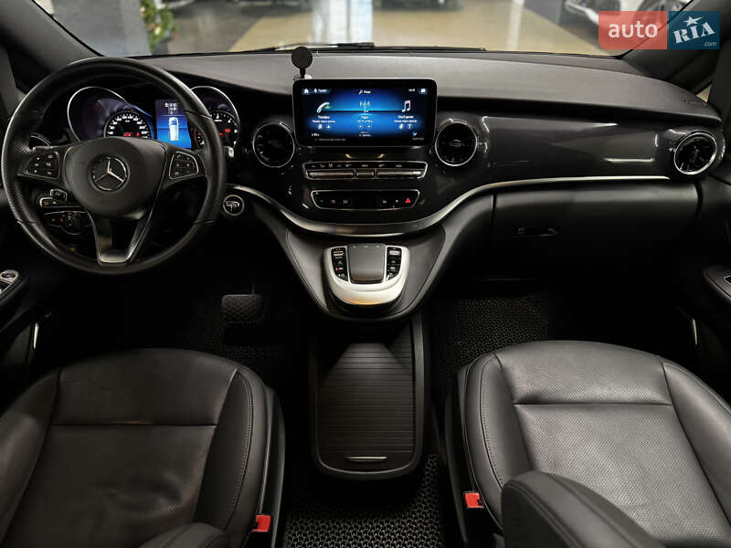 Мінівен Mercedes-Benz V-Class 2022 в Миколаєві