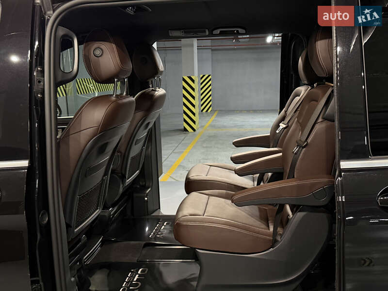 Мінівен Mercedes-Benz V-Class 2017 в Одесі