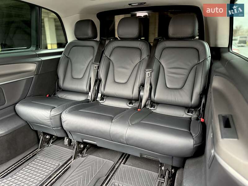 Минивэн Mercedes-Benz V-Class 2016 в Киеве
