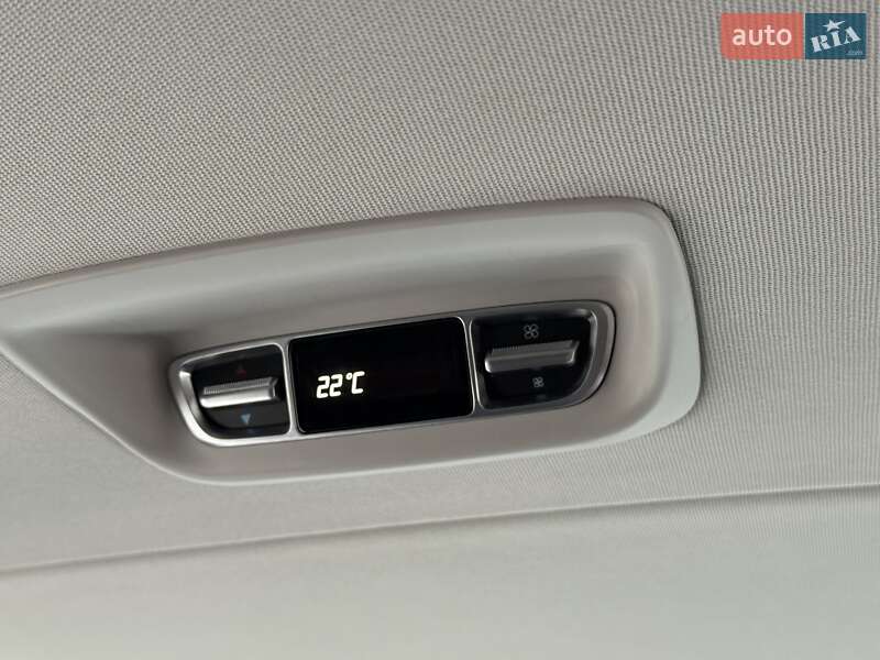 Минивэн Mercedes-Benz V-Class 2016 в Киеве