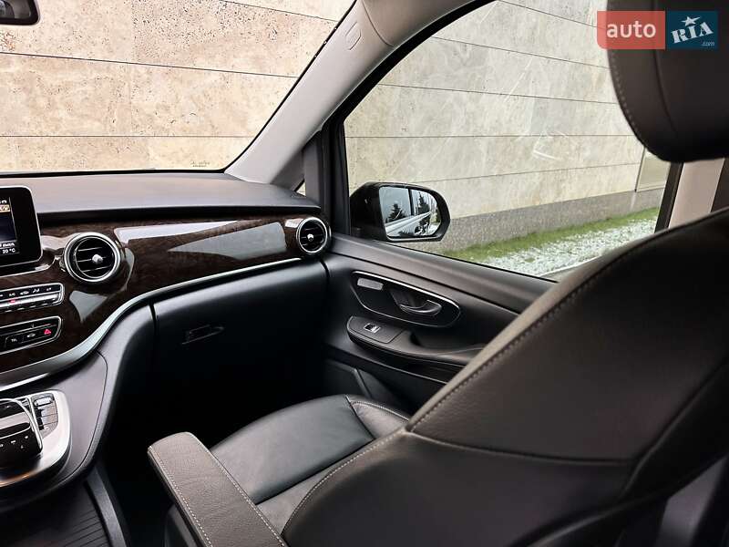 Мінівен Mercedes-Benz V-Class 2018 в Києві