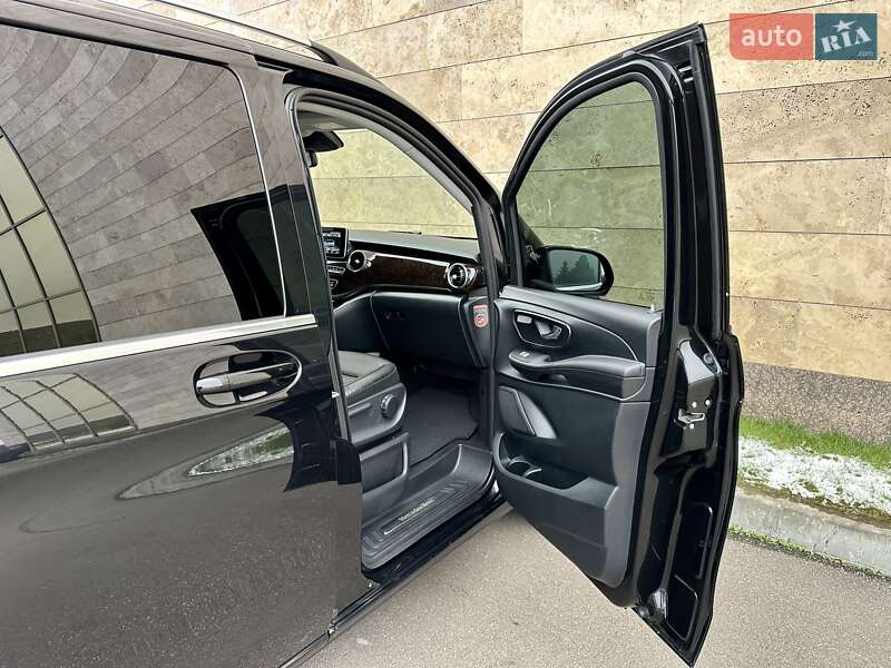 Мінівен Mercedes-Benz V-Class 2018 в Києві