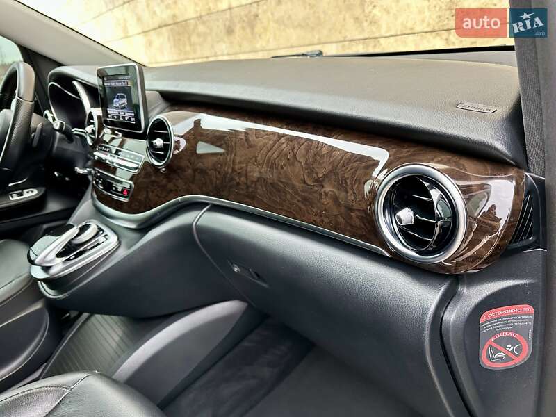Мінівен Mercedes-Benz V-Class 2018 в Києві