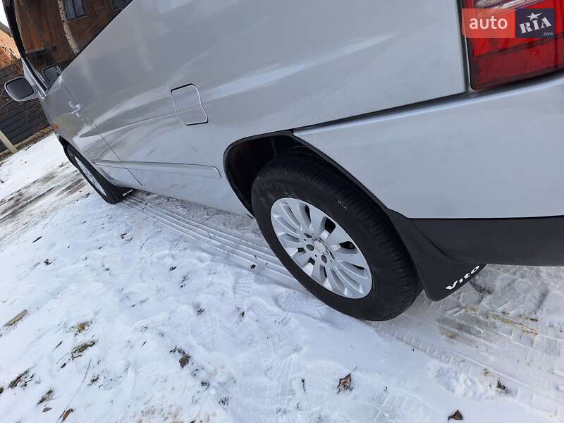 Минивэн Mercedes-Benz V-Class 1999 в Черновцах