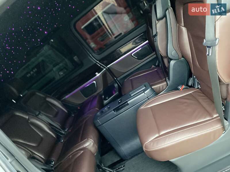 Минивэн Mercedes-Benz V-Class 2014 в Мукачево