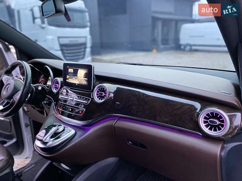 Минивэн Mercedes-Benz V-Class 2014 в Мукачево