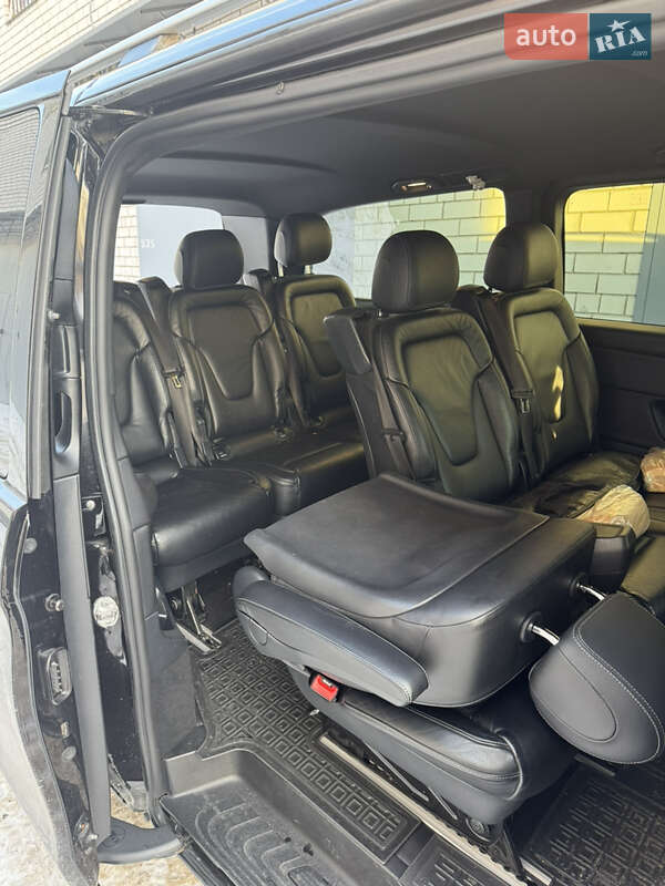 Минивэн Mercedes-Benz V-Class 2016 в Киеве