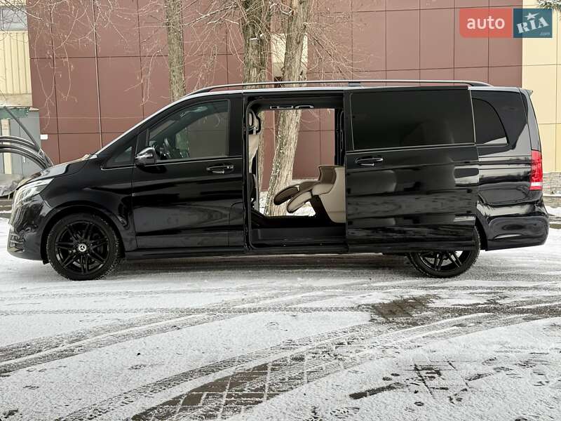 Мінівен Mercedes-Benz V-Class 2020 в Дніпрі