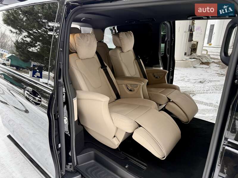 Мінівен Mercedes-Benz V-Class 2020 в Дніпрі