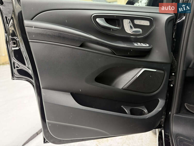 Минивэн Mercedes-Benz V-Class 2022 в Львове