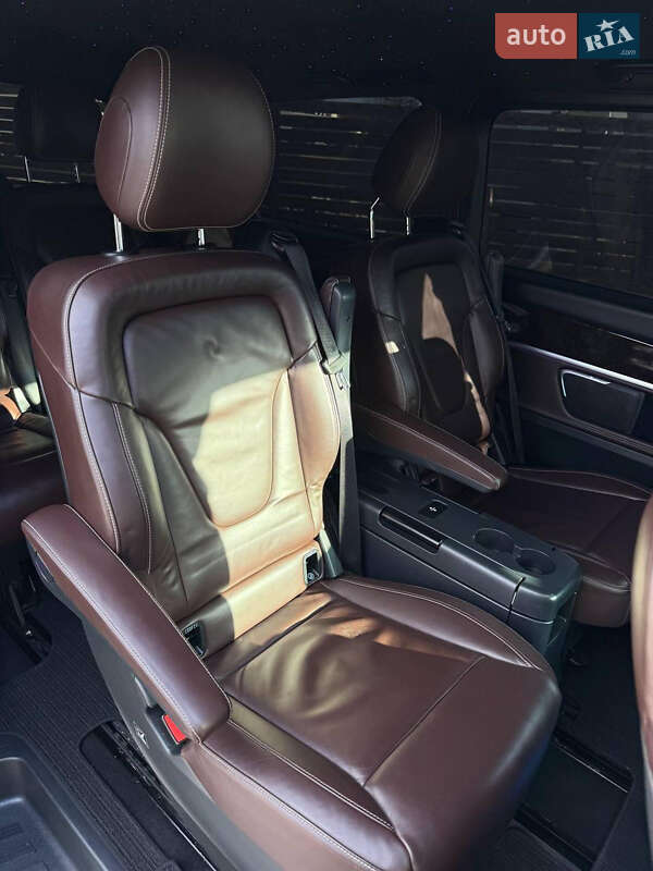 Минивэн Mercedes-Benz V-Class 2014 в Мукачево