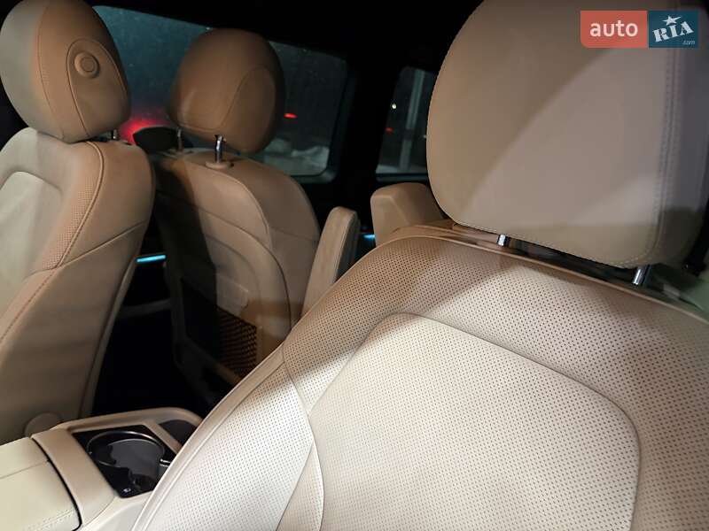 Минивэн Mercedes-Benz V-Class 2018 в Киеве