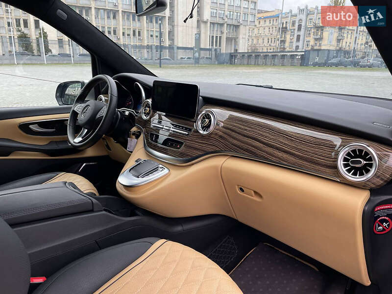 Мінівен Mercedes-Benz V-Class 2021 в Києві фото 24 Мінівен Mercedes-Benz V-Class 2021 в Києві