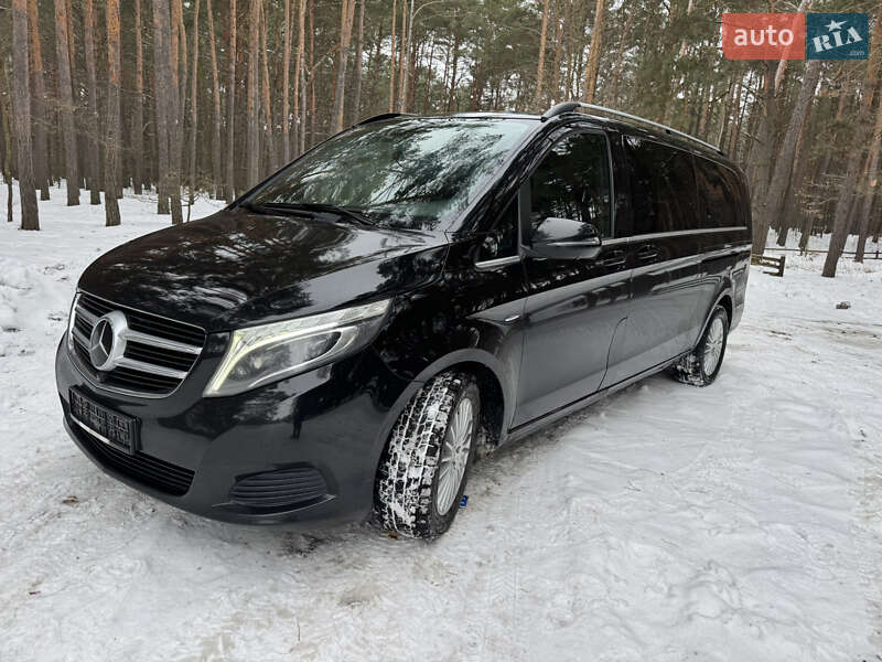 Mercedes-Benz V-Class 2017