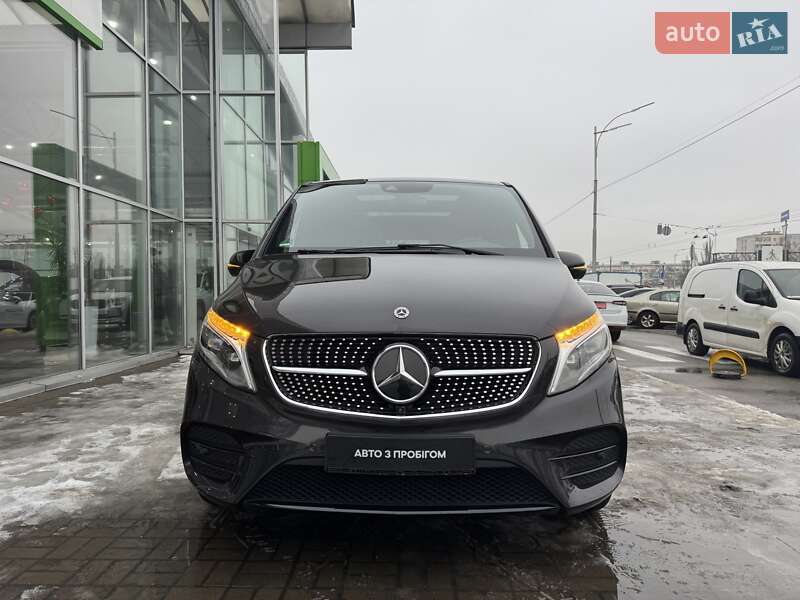Минивэн Mercedes-Benz V-Class 2021 в Киеве