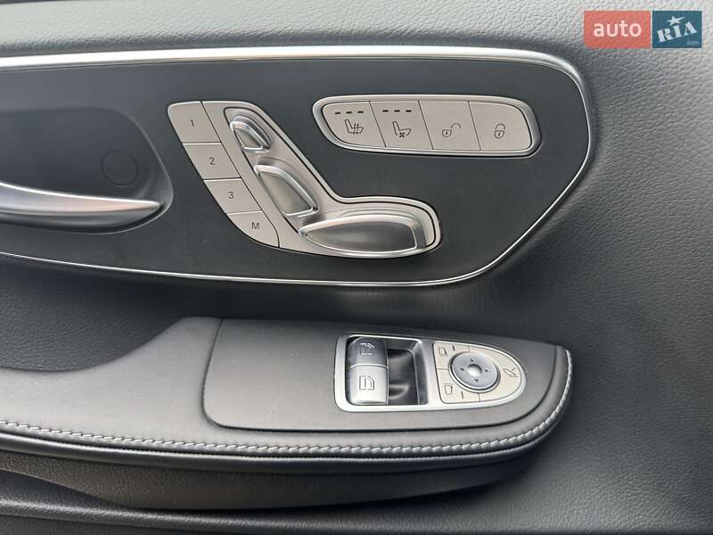 Минивэн Mercedes-Benz V-Class 2021 в Киеве