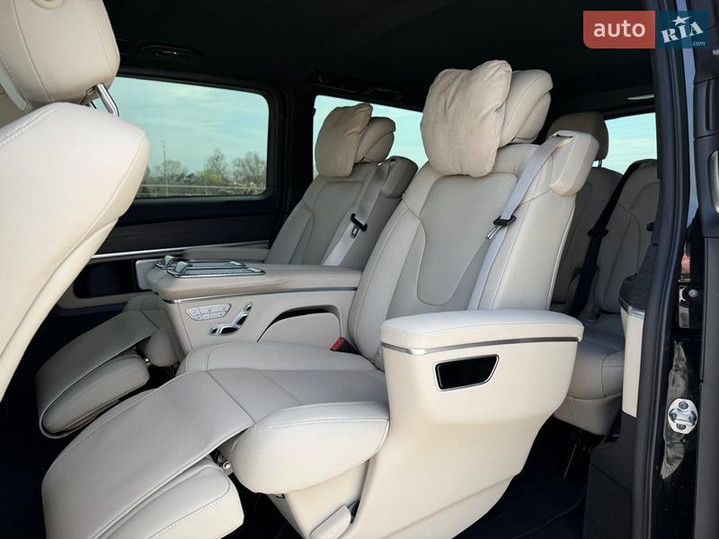 Mercedes-Benz V-Class 2025