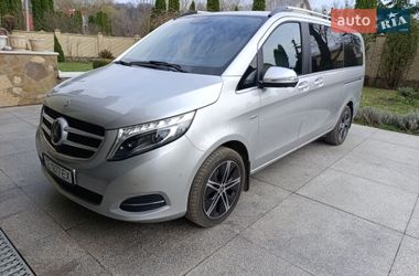 Минивэн Mercedes-Benz V-Class 2016 в Черновцах