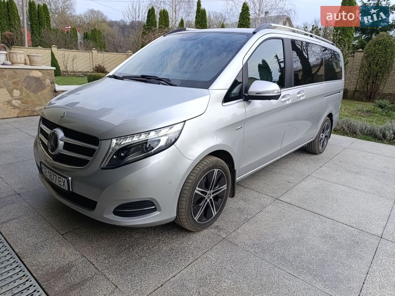 Mercedes-Benz V-Class 2016
