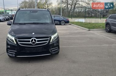 Минивэн Mercedes-Benz V-Class 2016 в Киеве