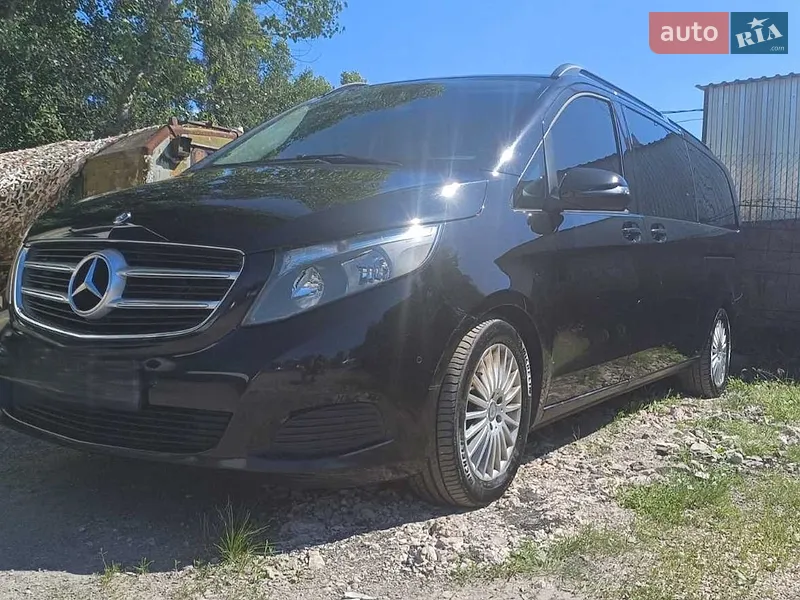 Mercedes-Benz V-Class