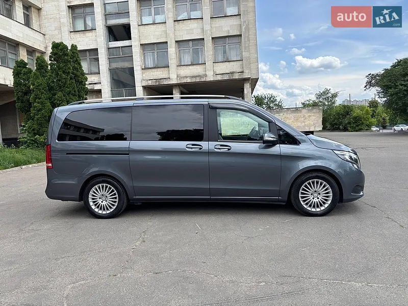 Mercedes-Benz V-Class