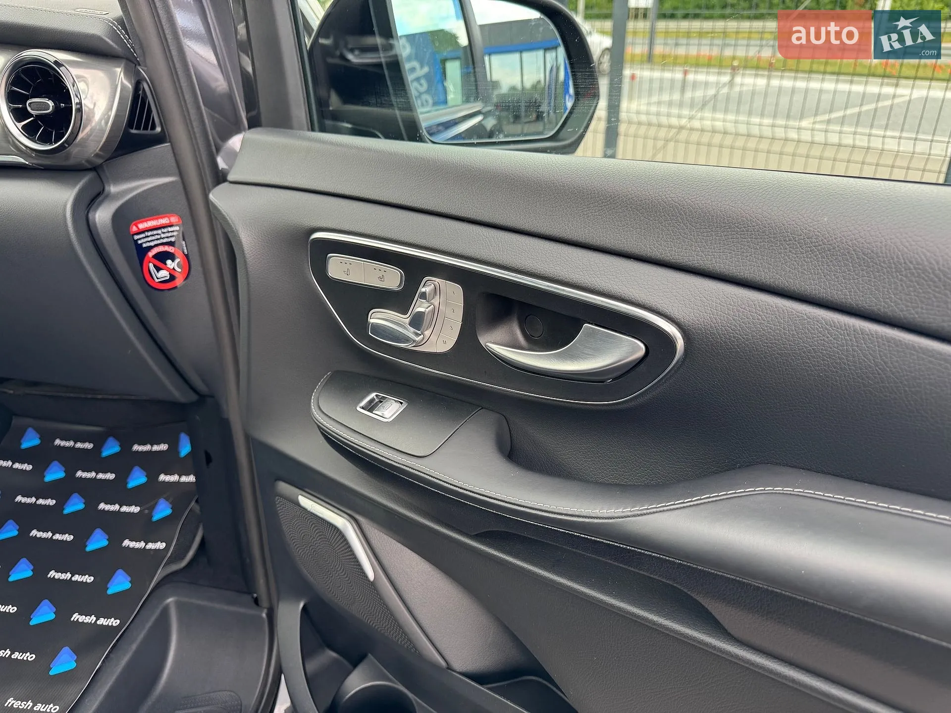 2021 Mercedes-Benz V-klasse - мініатюра 38