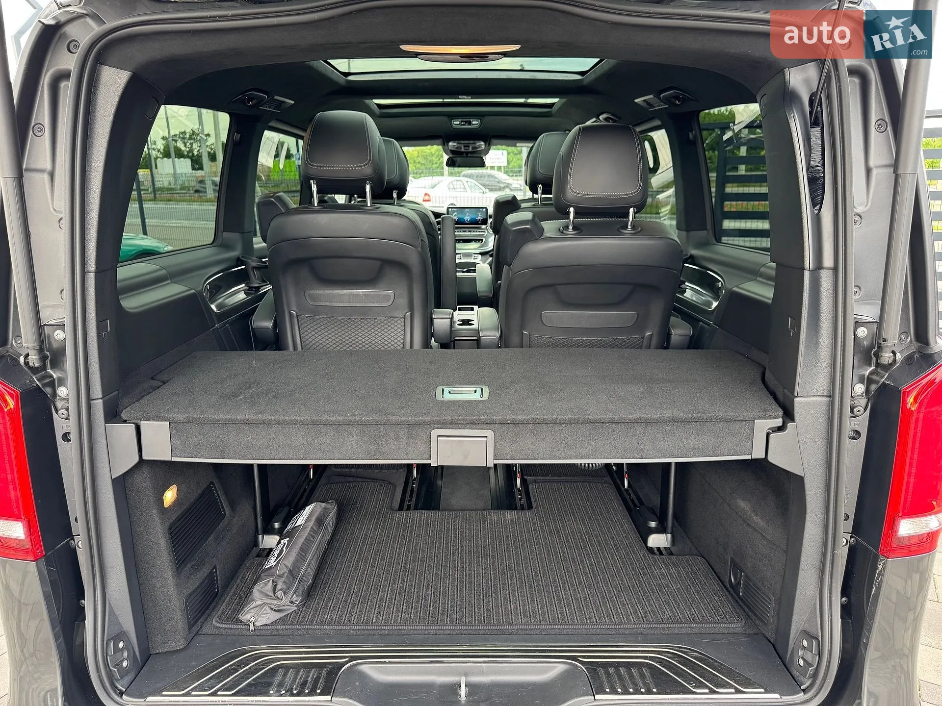 2021 Mercedes-Benz V-klasse - мініатюра 30